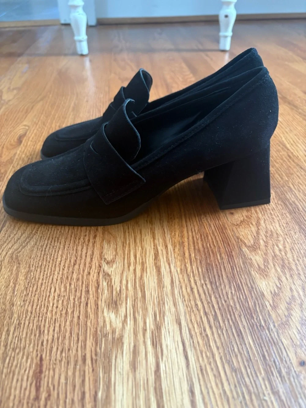 275 Central Lonzo Black Suede Square Toe Penny Loafer Pumps - Picture 6 of 7
